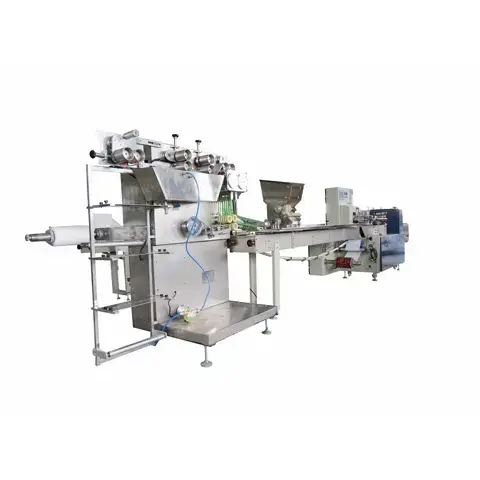 Machine de conditionnement de lingettes humides en une seule pièce